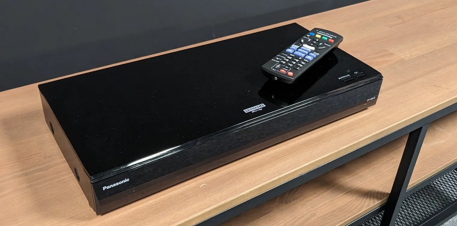 Panasonic DP-UB820